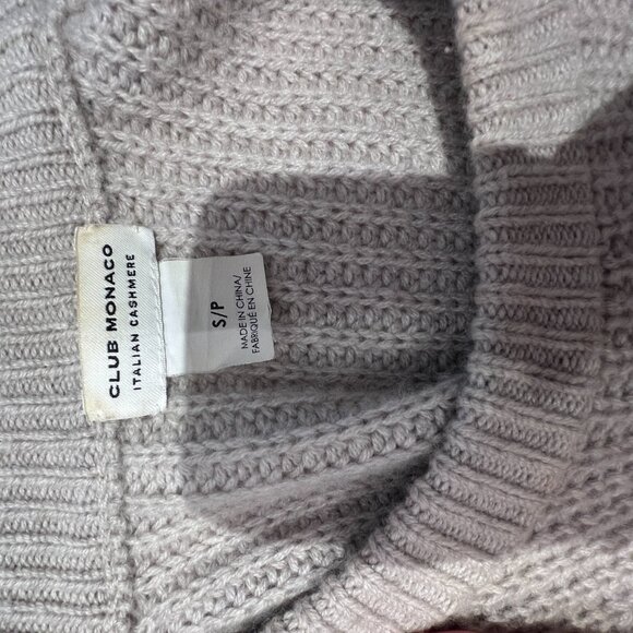 Club Monaco grey vest - Small - Picture 3 of 3